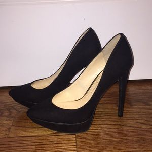 Black Platform Pumps